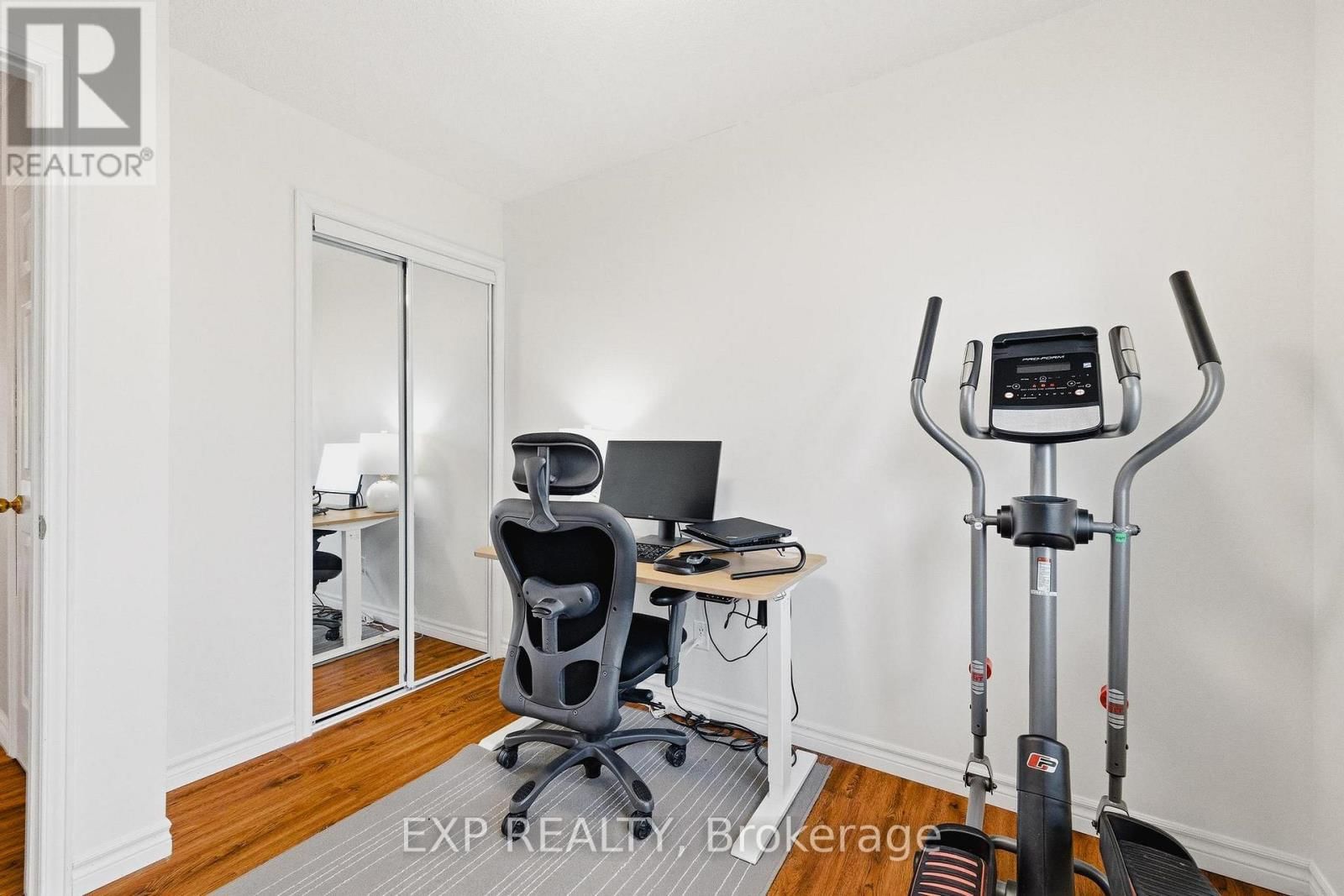 31 - 245 BISHOP STREET SOUTH Image 20