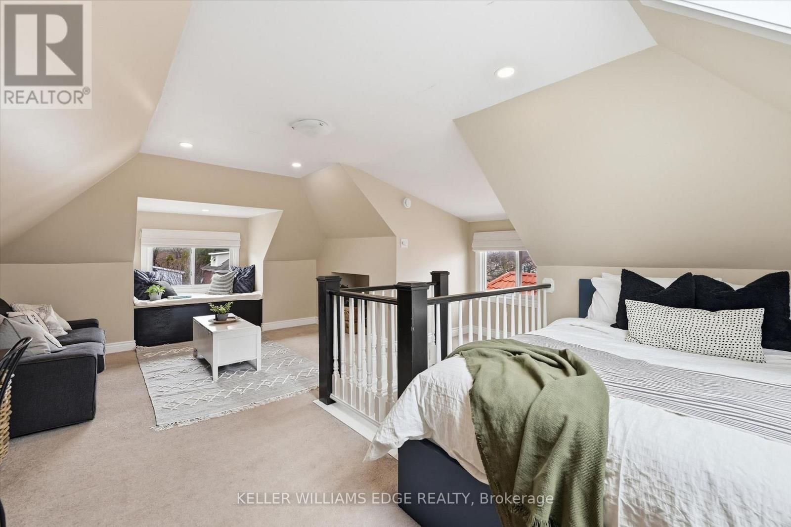 153 GRAHAM AVENUE SOUTH Image 27