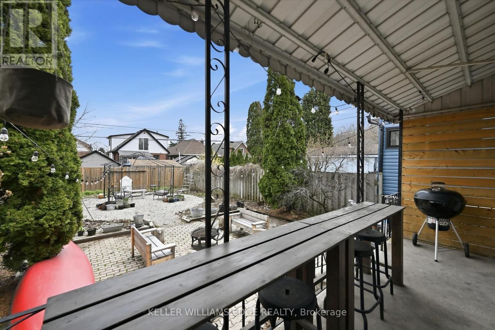 153 GRAHAM AVENUE SOUTH Image 28