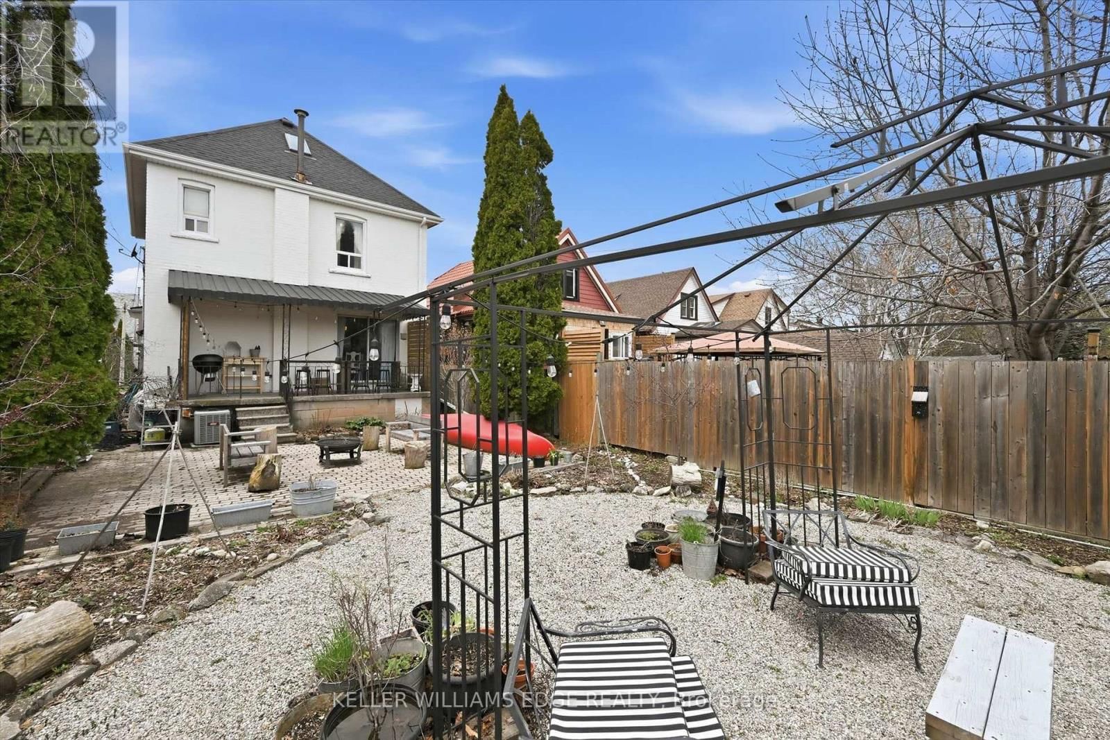 153 GRAHAM AVENUE SOUTH Image 34