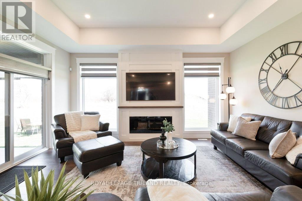 14 REA COURT Image 17