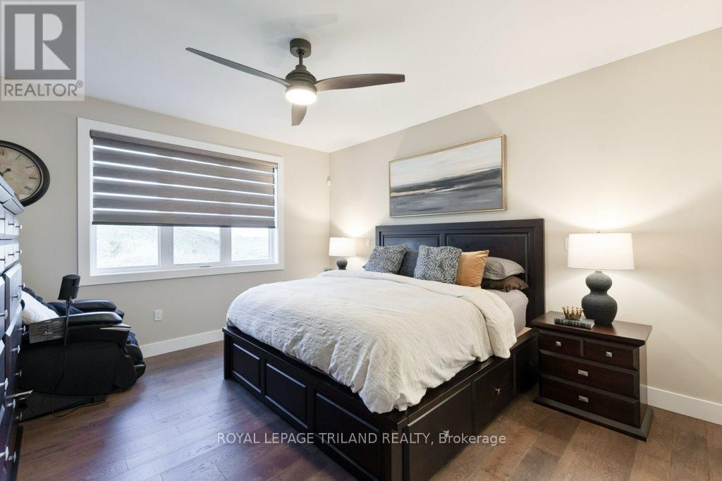 14 REA COURT Image 21