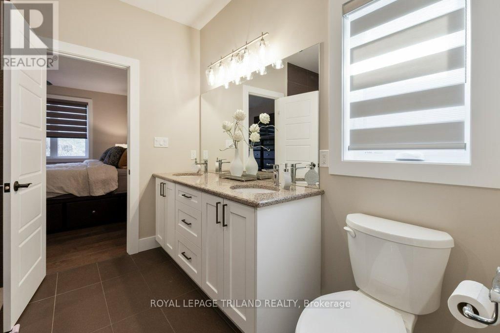 14 REA COURT Image 25