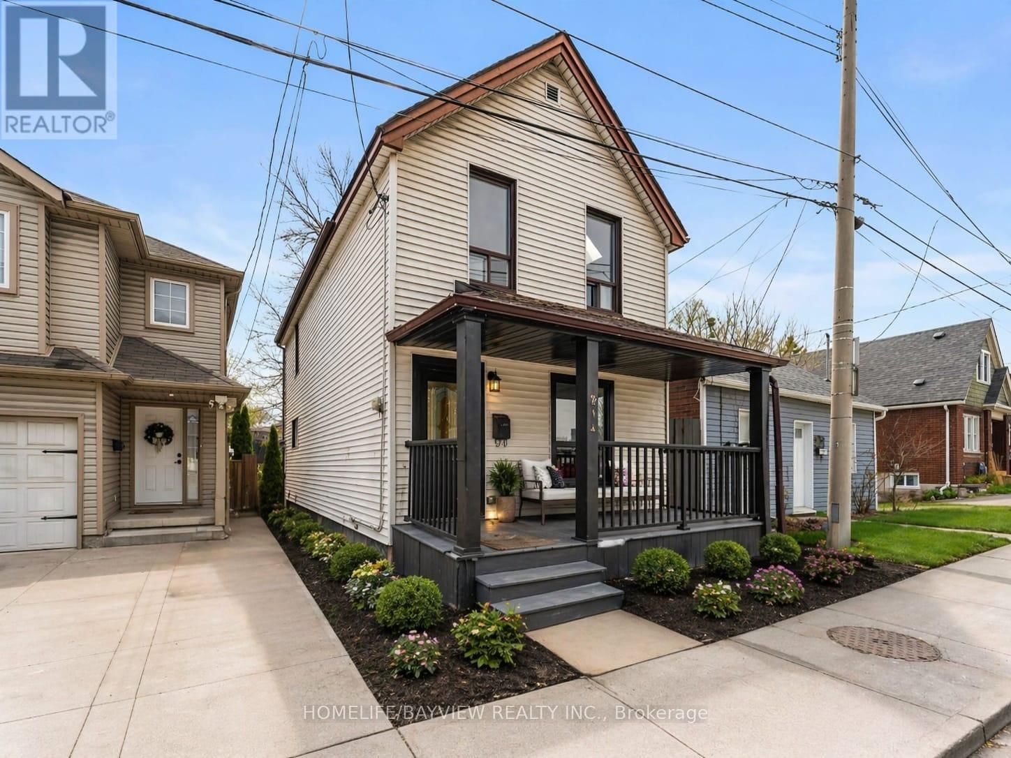 214 BURLINGTON STREET EAST Image 1