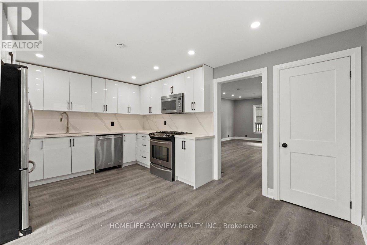 214 BURLINGTON STREET EAST Image 11