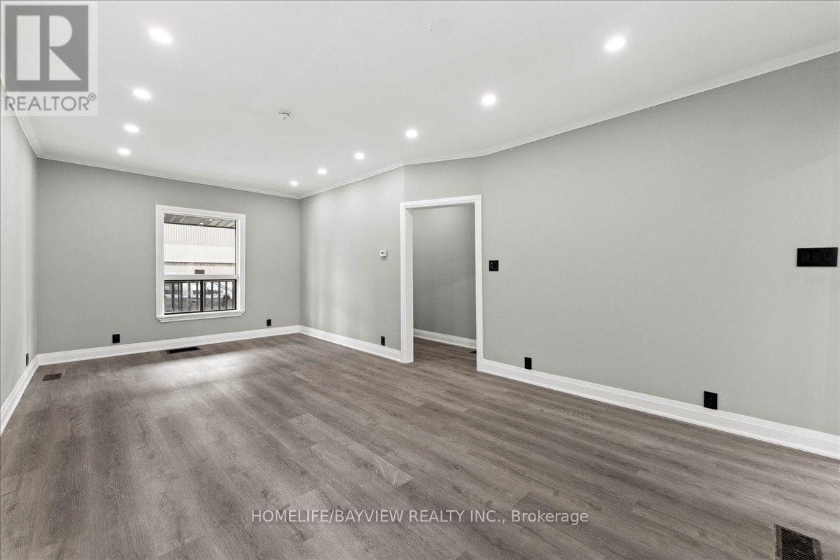 214 BURLINGTON STREET EAST Image 6