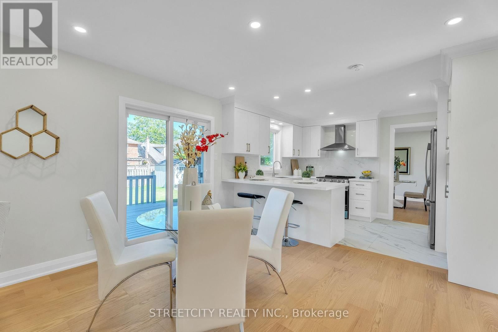 26 GRASMERE CRESCENT Image 10