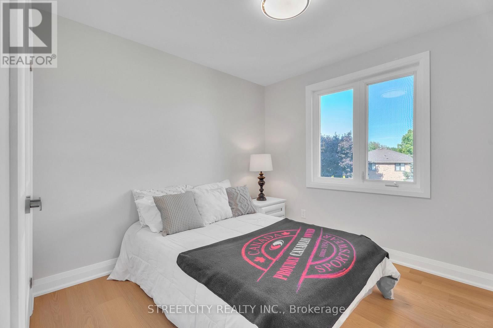 26 GRASMERE CRESCENT Image 24