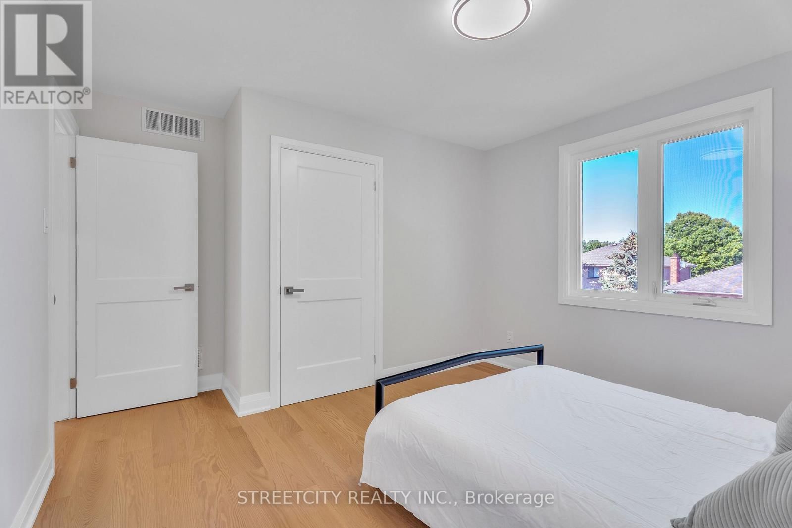 26 GRASMERE CRESCENT Image 29