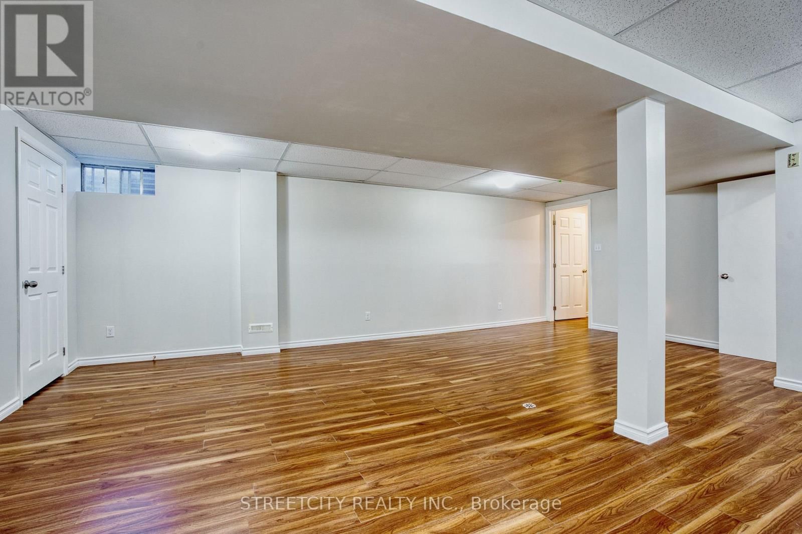 26 GRASMERE CRESCENT Image 33