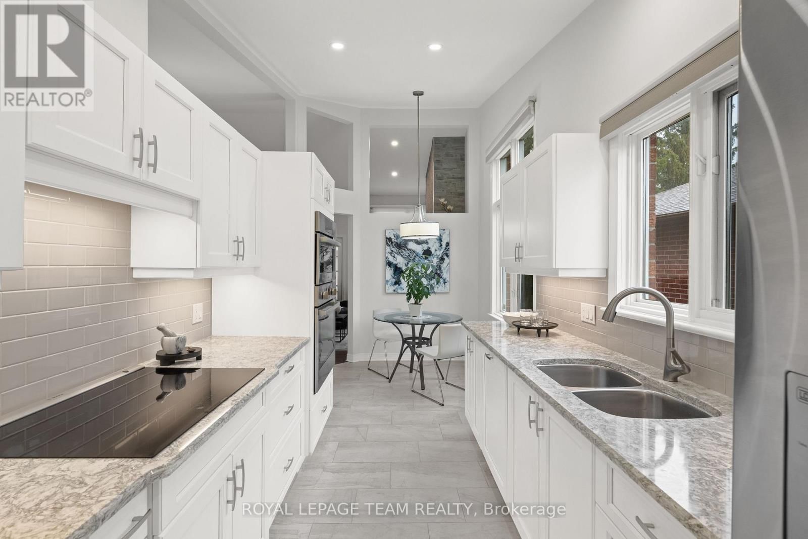 12 COULSON COURT Image 19