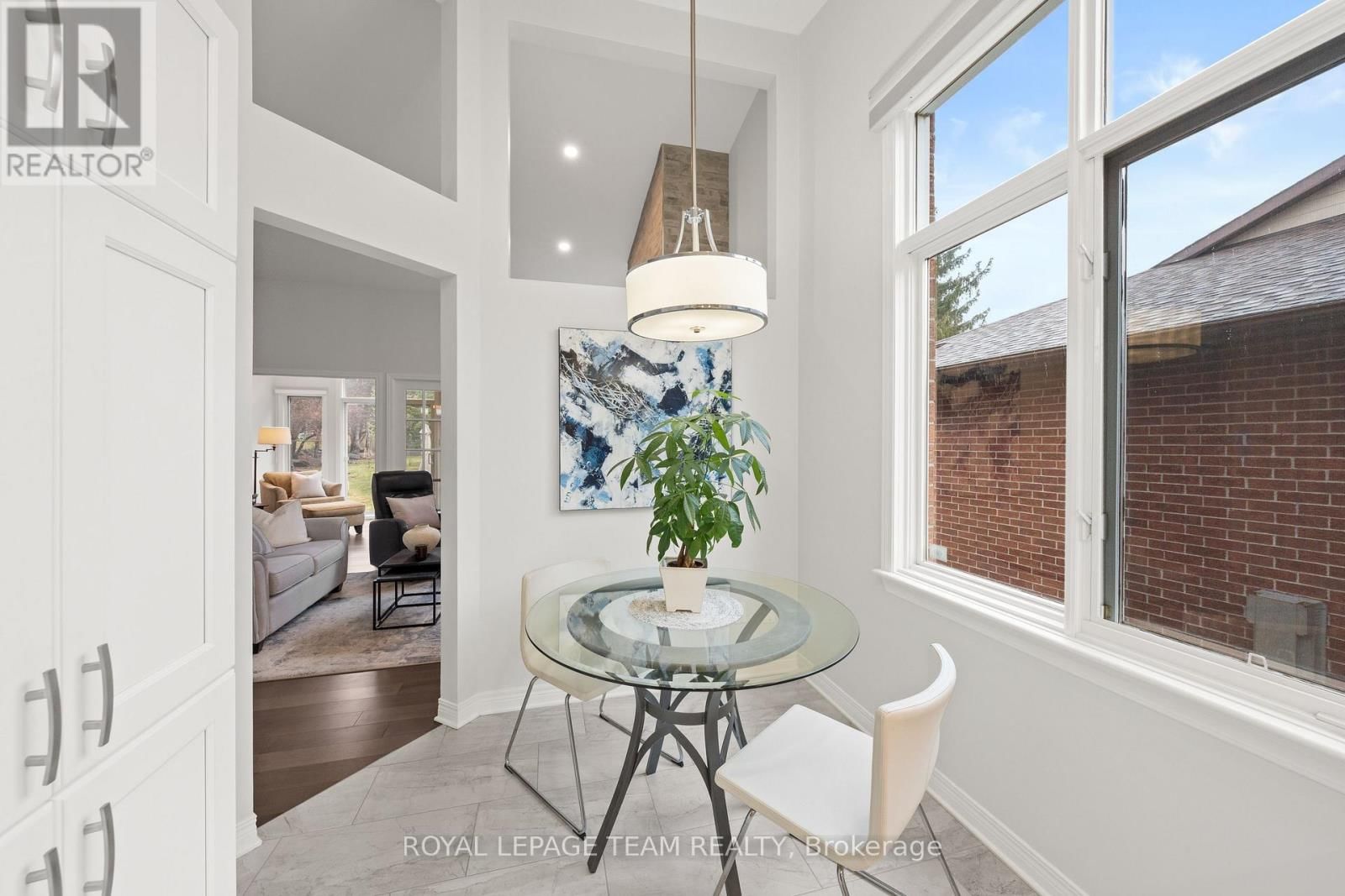 12 COULSON COURT Image 20