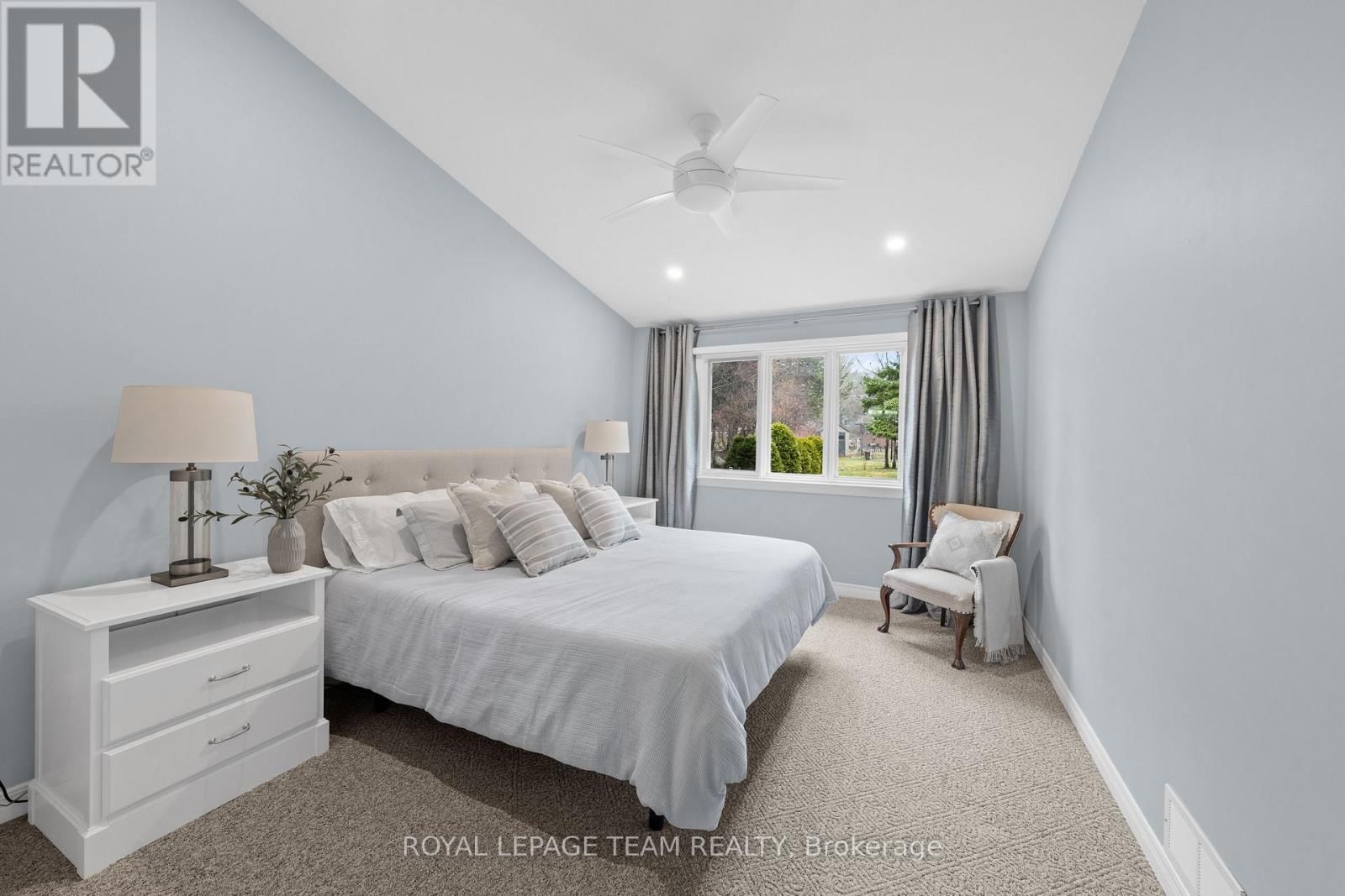 12 COULSON COURT Image 21