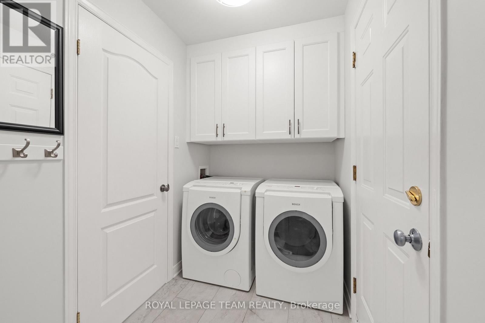 12 COULSON COURT Image 27