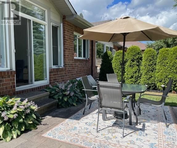 12 COULSON COURT Image 45