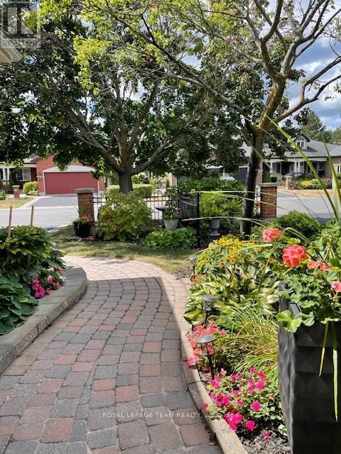 12 COULSON COURT Image 46