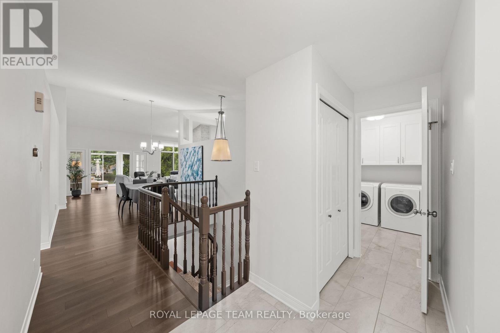 12 COULSON COURT Image 6