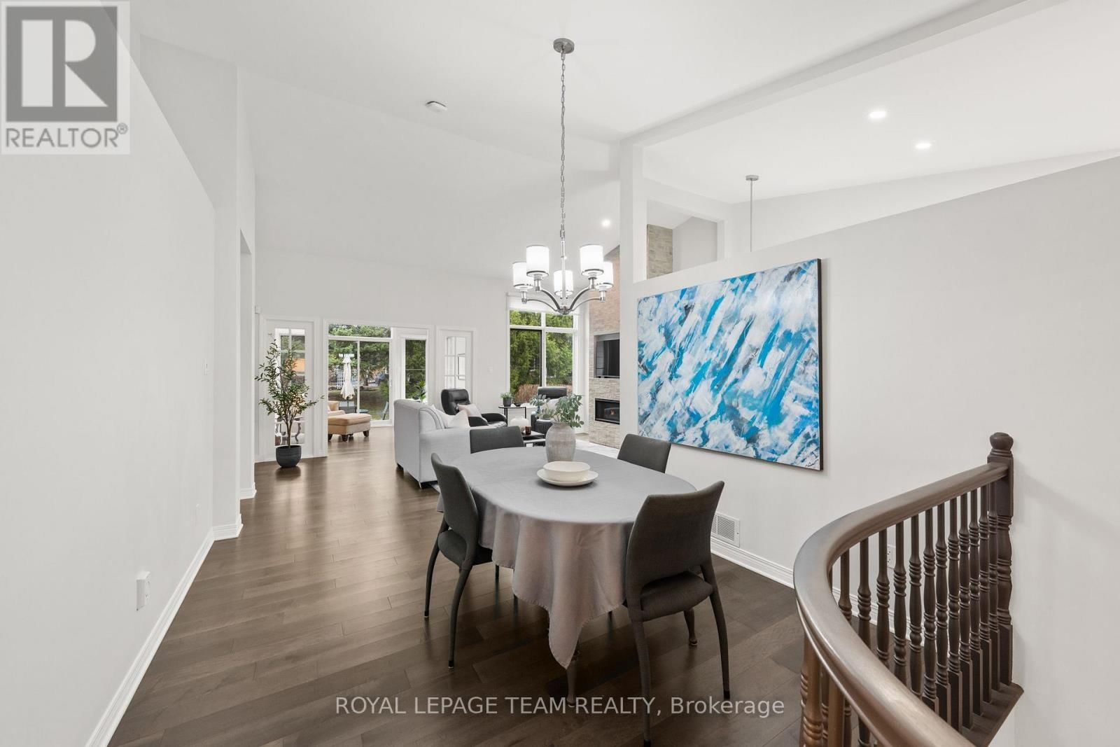 12 COULSON COURT Image 7