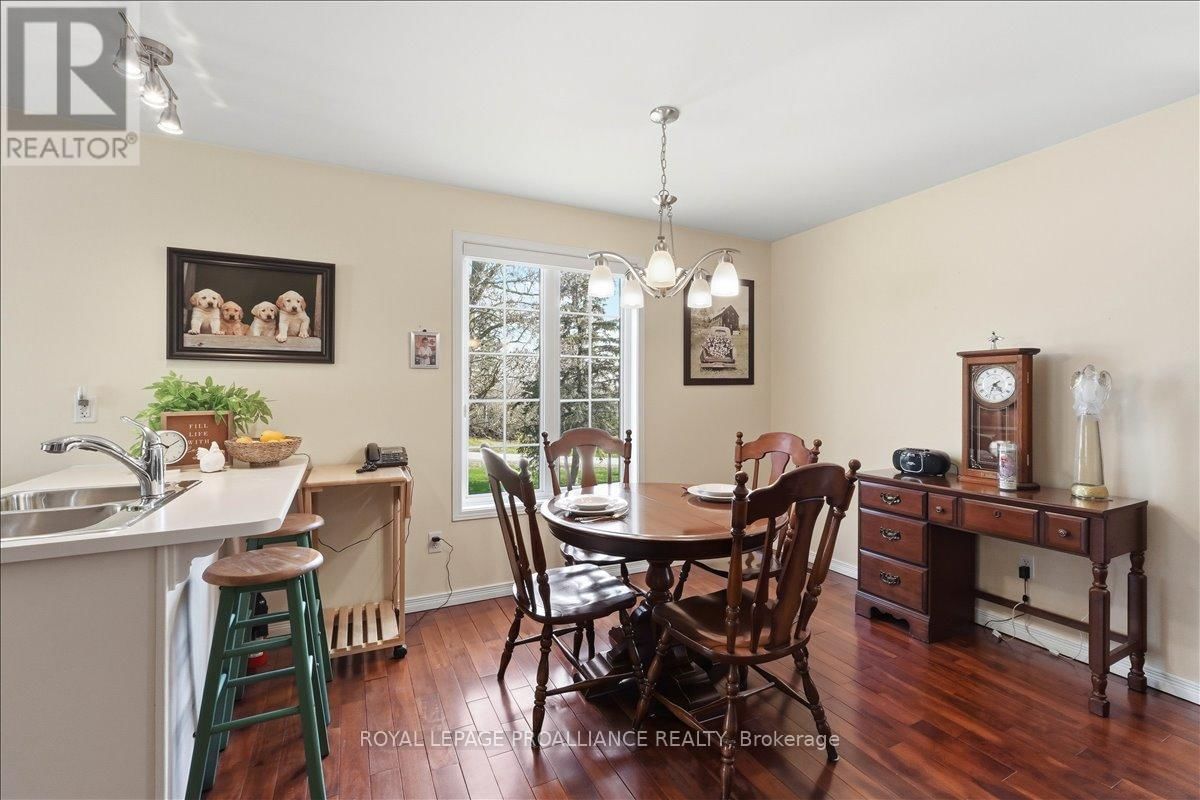 52 HORACE AVENUE Image 13