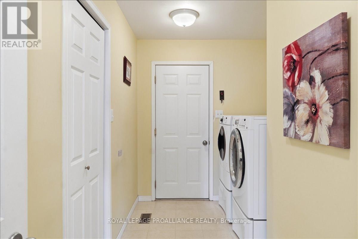 52 HORACE AVENUE Image 20