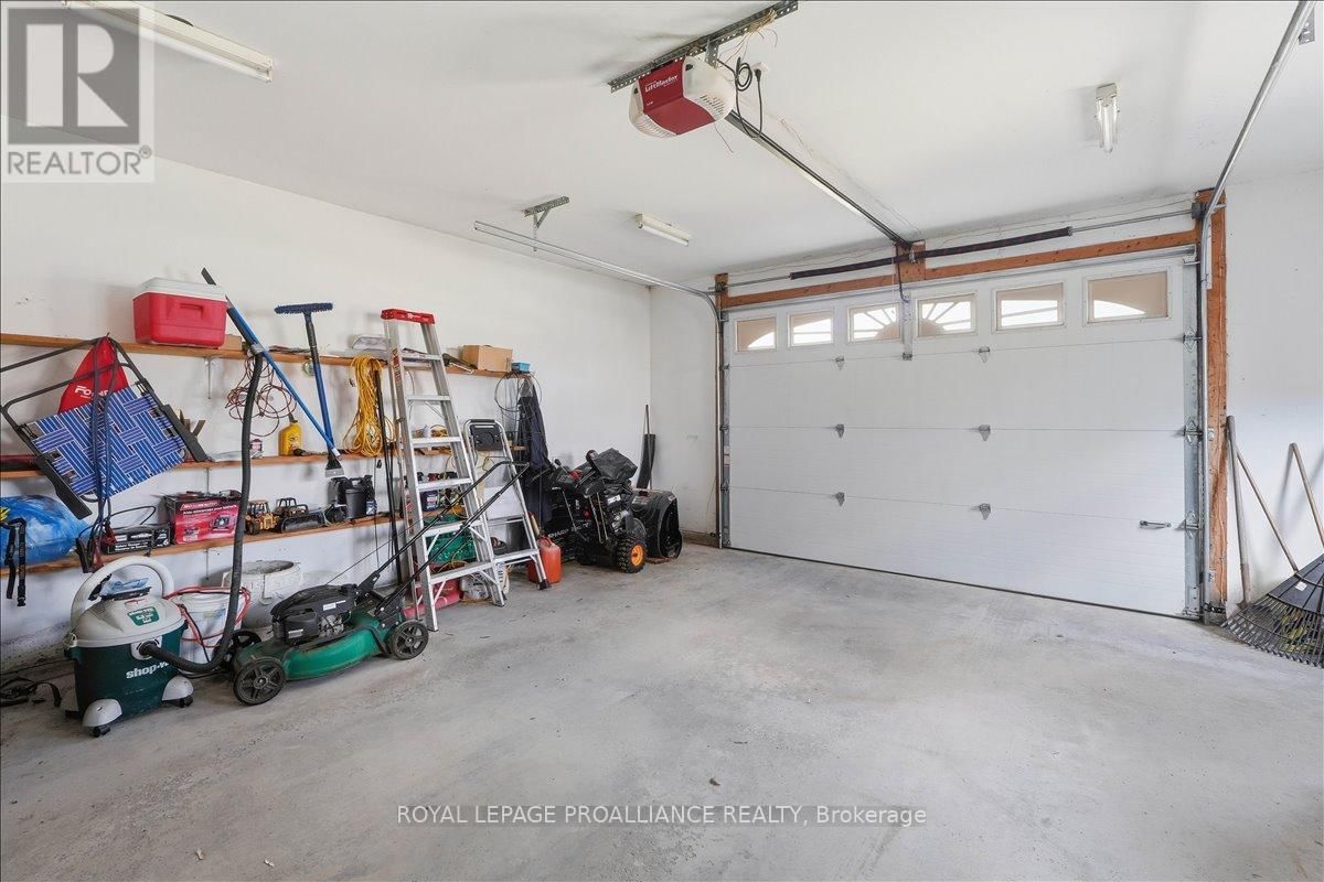 52 HORACE AVENUE Image 30