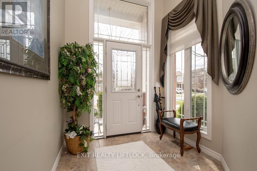 2495 CUNNINGHAM BOULEVARD Image 3