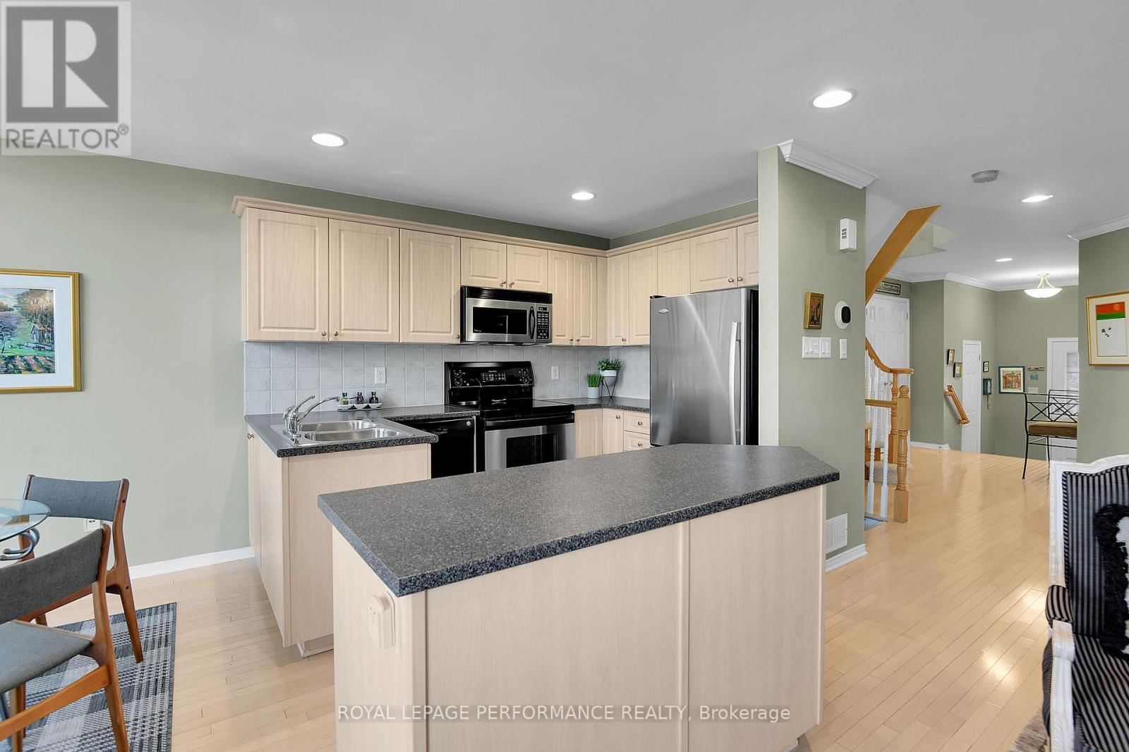 2104 LISKA STREET Image 13