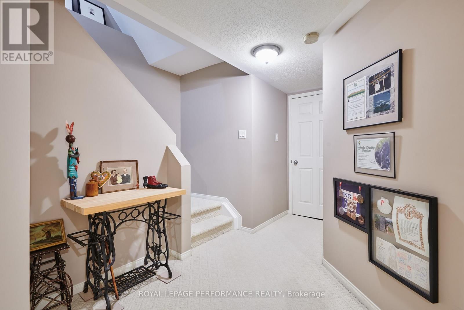 2104 LISKA STREET Image 26