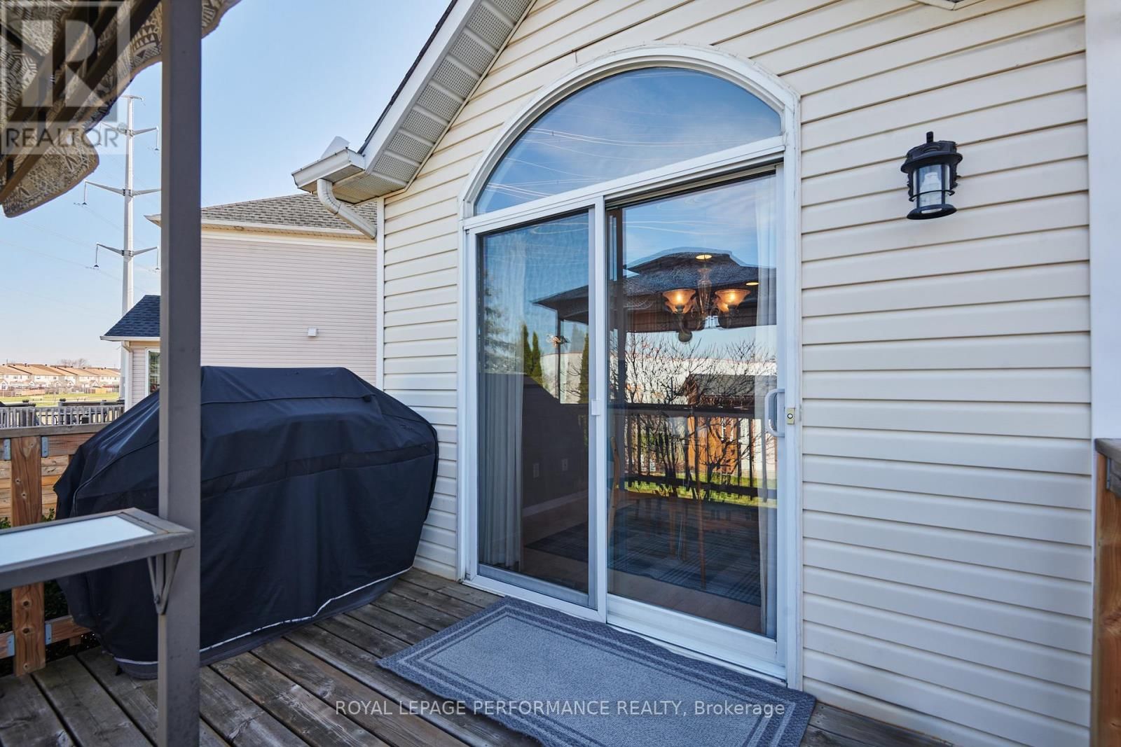 2104 LISKA STREET Image 34