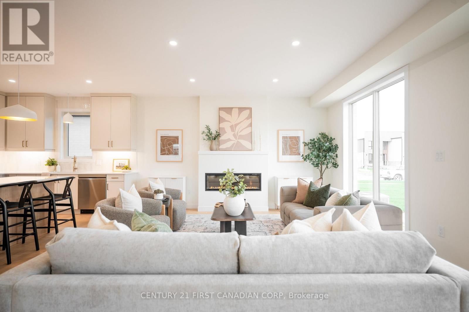 1378 SHIELDS PLACE Image 13