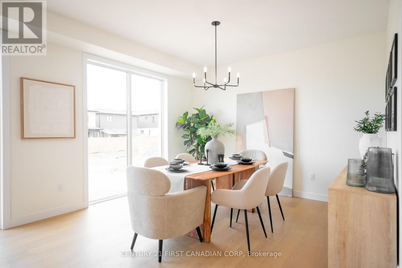 1378 SHIELDS PLACE Image 17