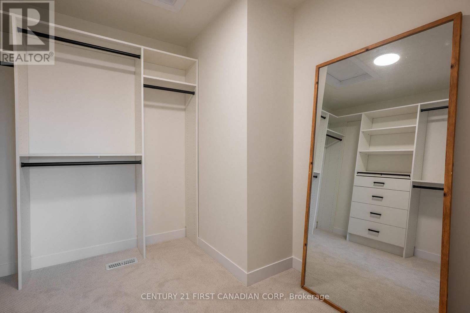 1378 SHIELDS PLACE Image 29