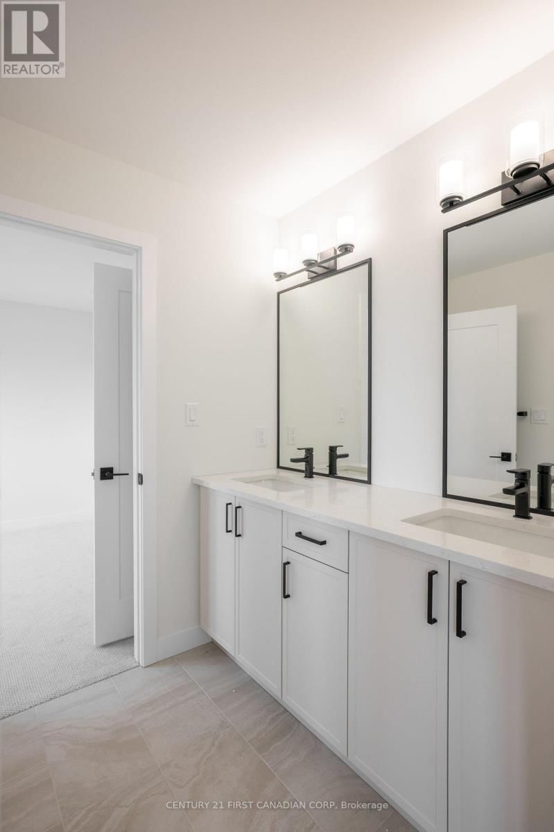 1378 SHIELDS PLACE Image 38