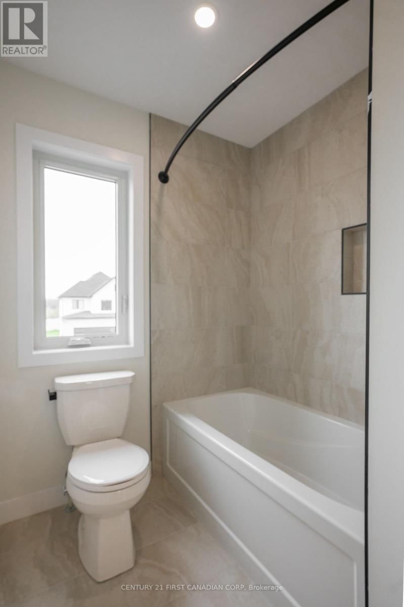 1378 SHIELDS PLACE Image 39