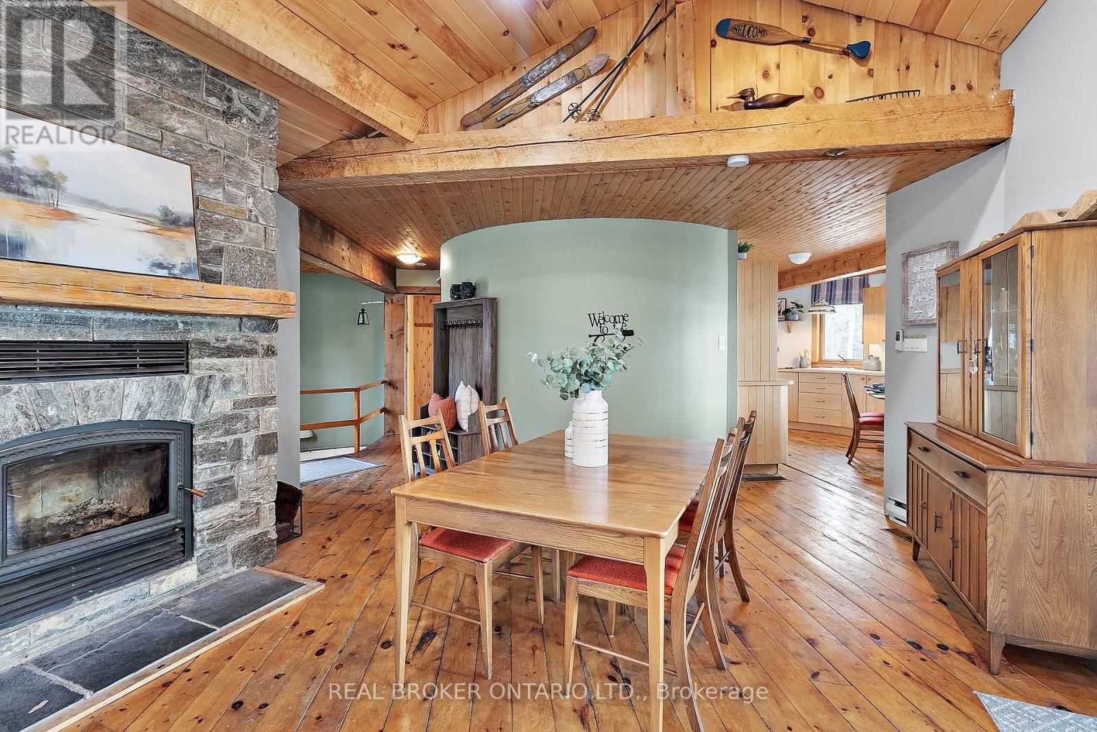 2323 GRINDSTONE LAKE ROAD Image 10