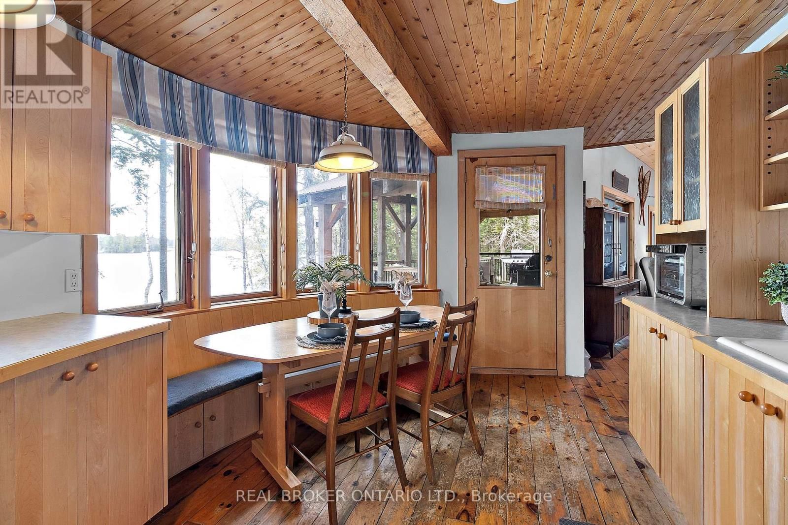 2323 GRINDSTONE LAKE ROAD Image 12