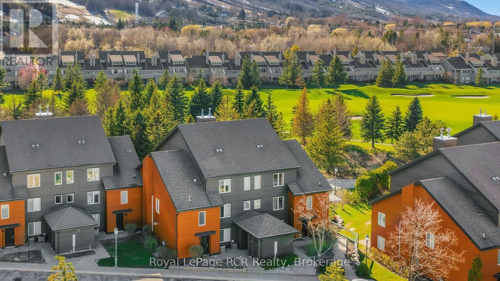 113 - 110 FAIRWAY COURT Image 1