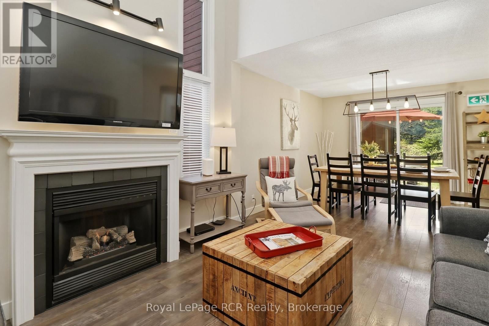 113 - 110 FAIRWAY COURT Image 22