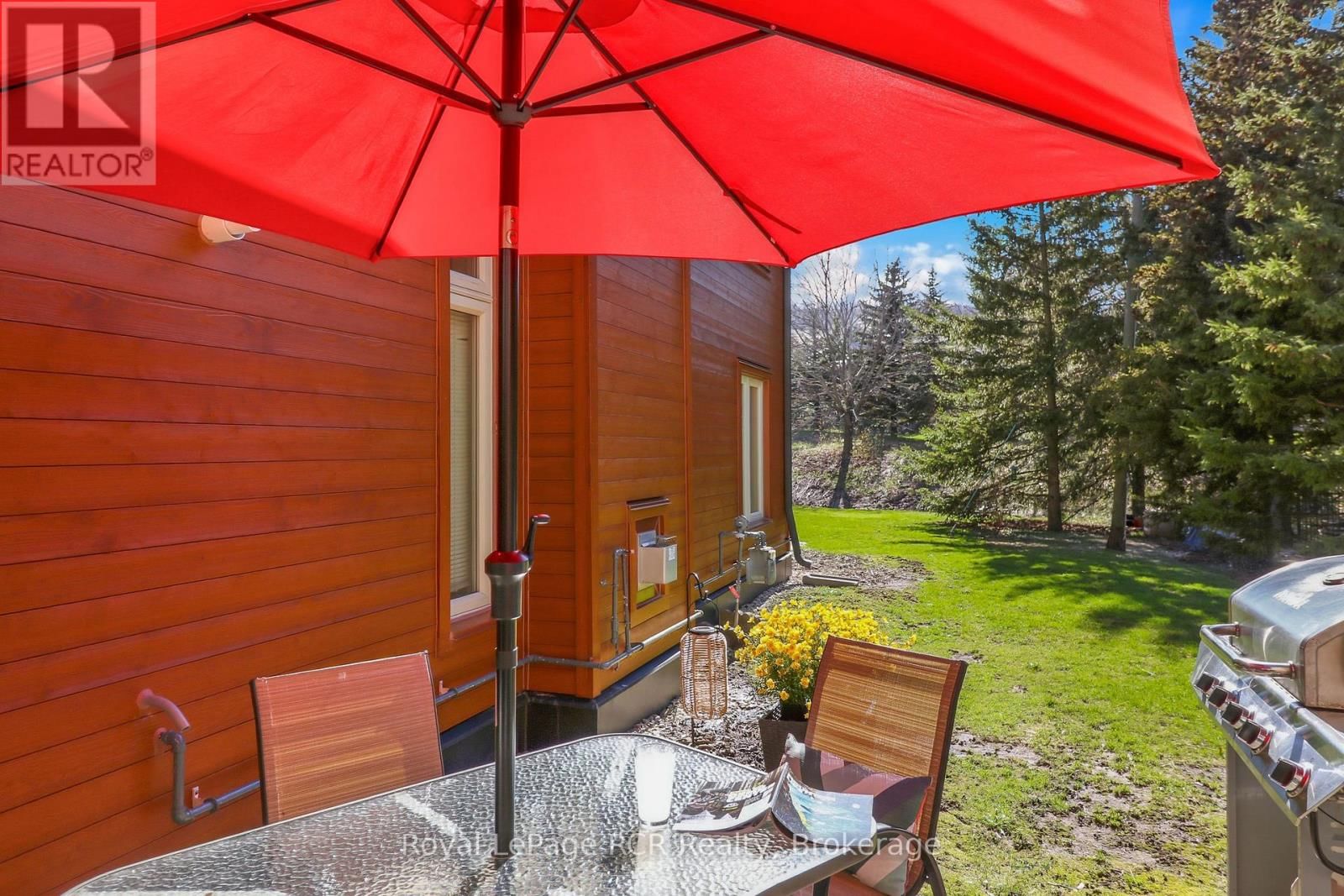 113 - 110 FAIRWAY COURT Image 46