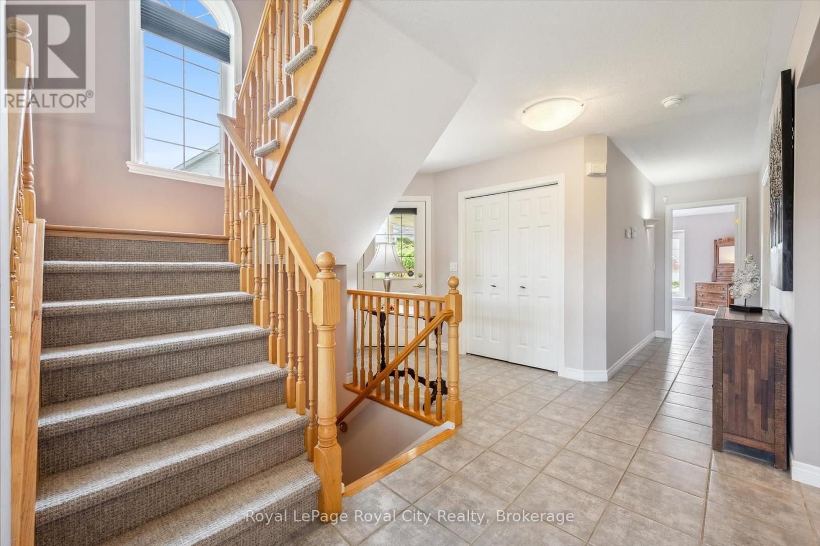 105 RIVERWALK PLACE Image 18