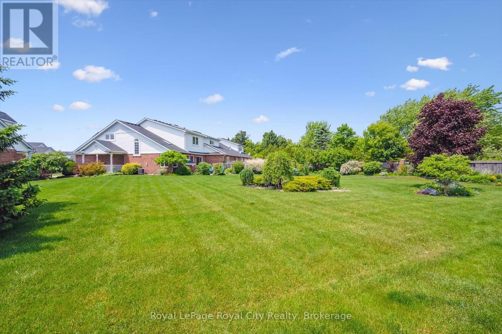 105 RIVERWALK PLACE Image 29