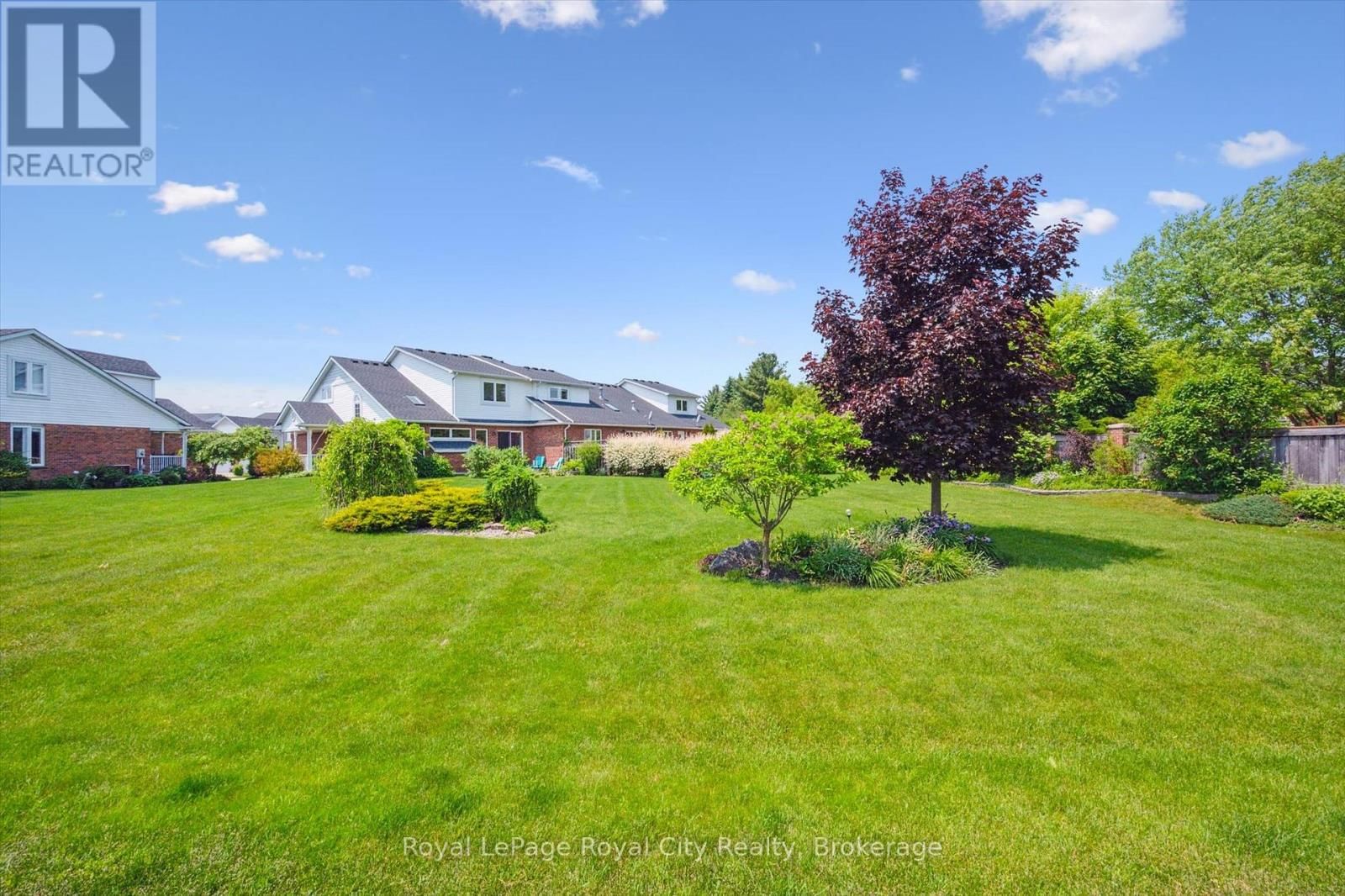 105 RIVERWALK PLACE Image 30