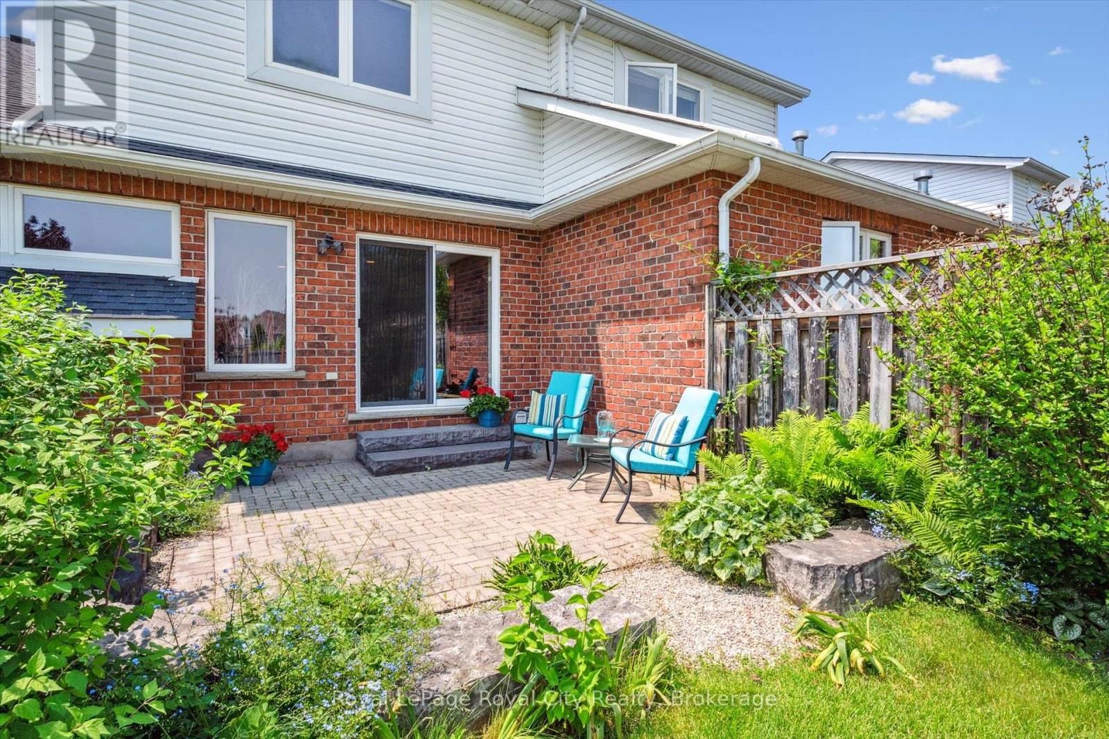 105 RIVERWALK PLACE Image 34