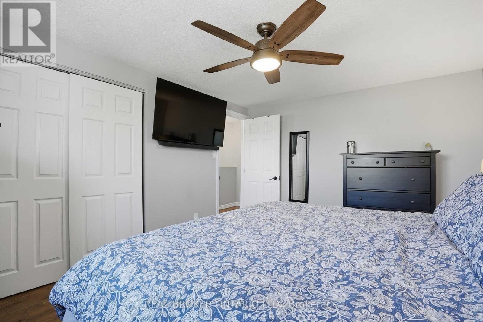 102 IRONSTONE DRIVE Image 20