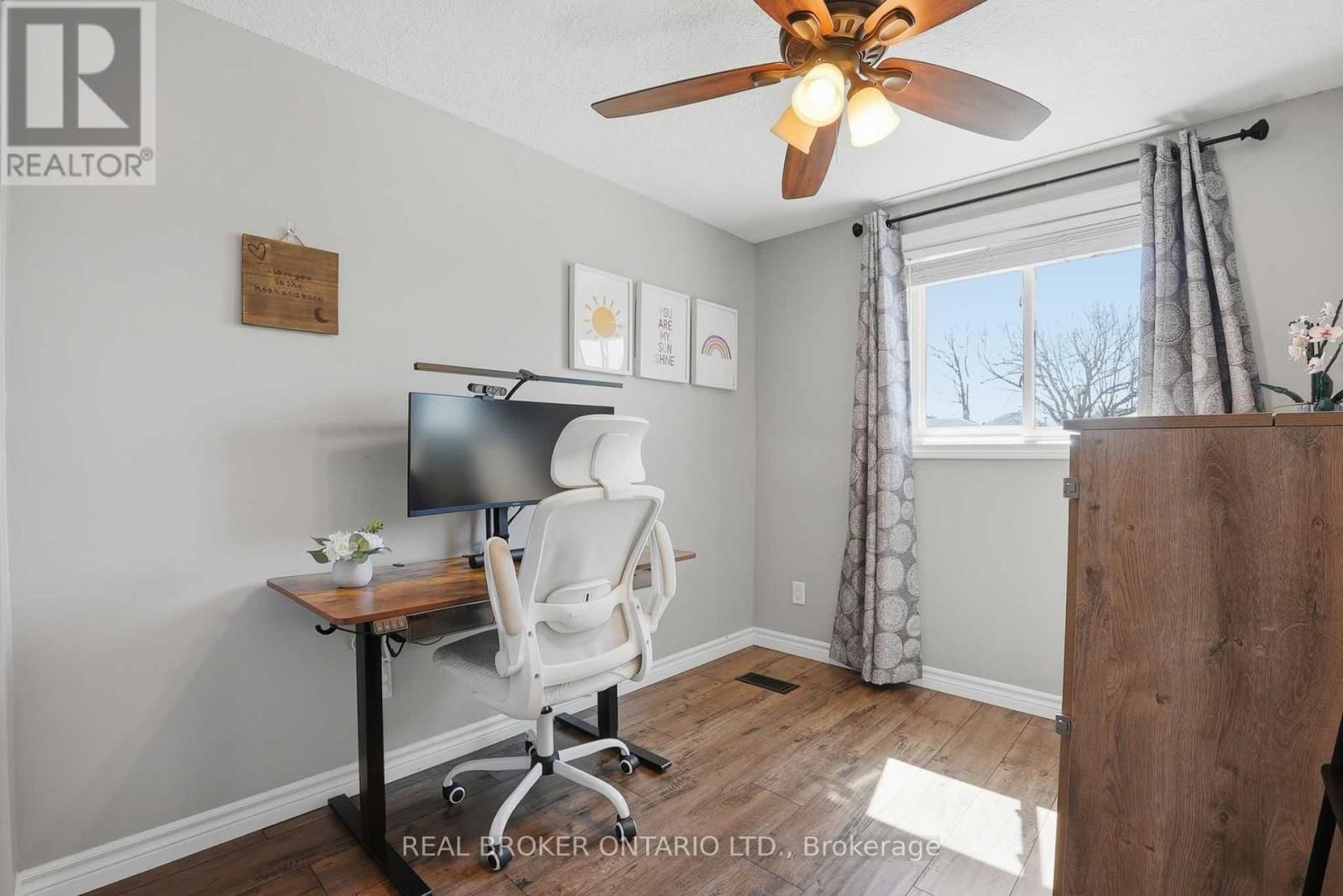 102 IRONSTONE DRIVE Image 24