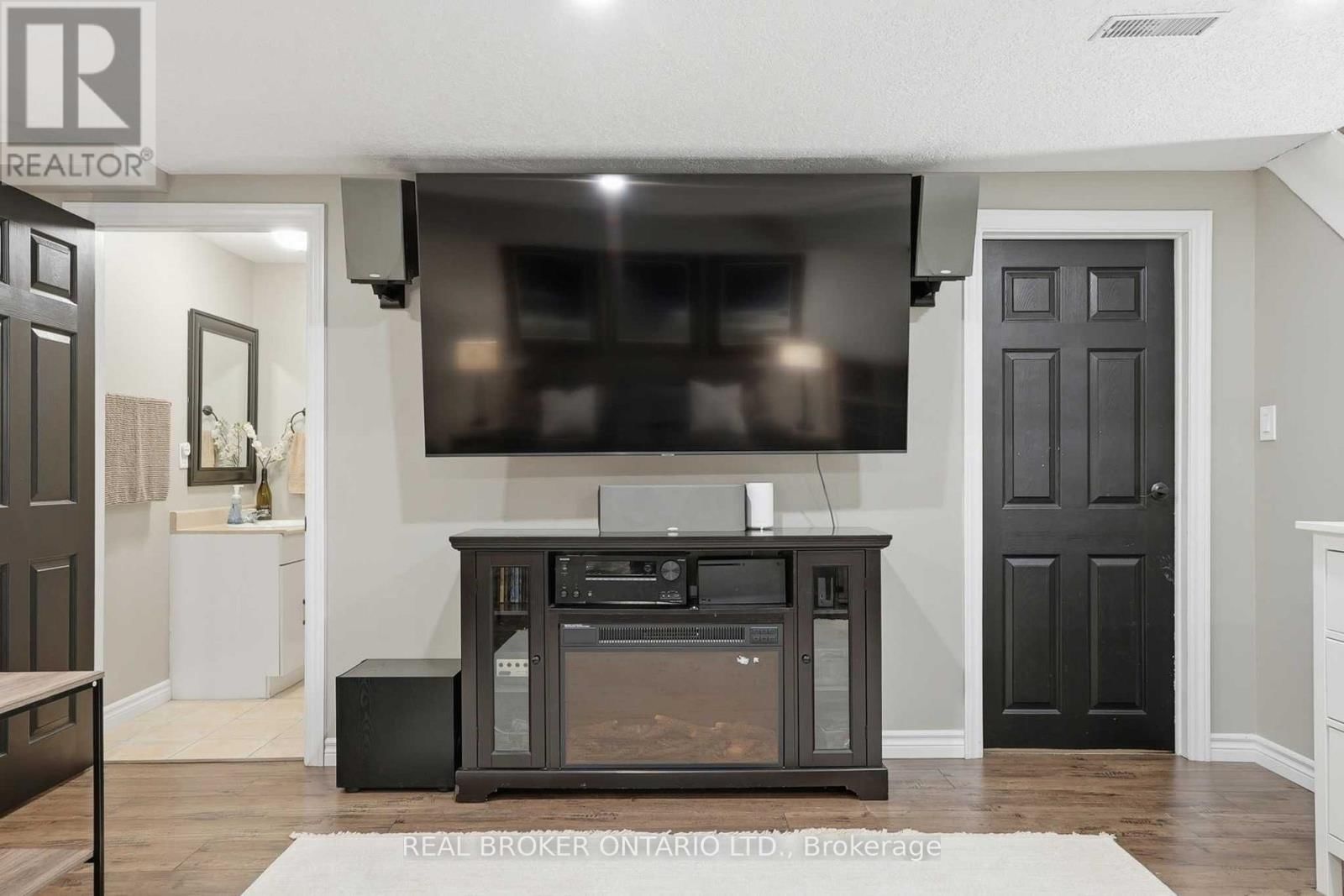 102 IRONSTONE DRIVE Image 28