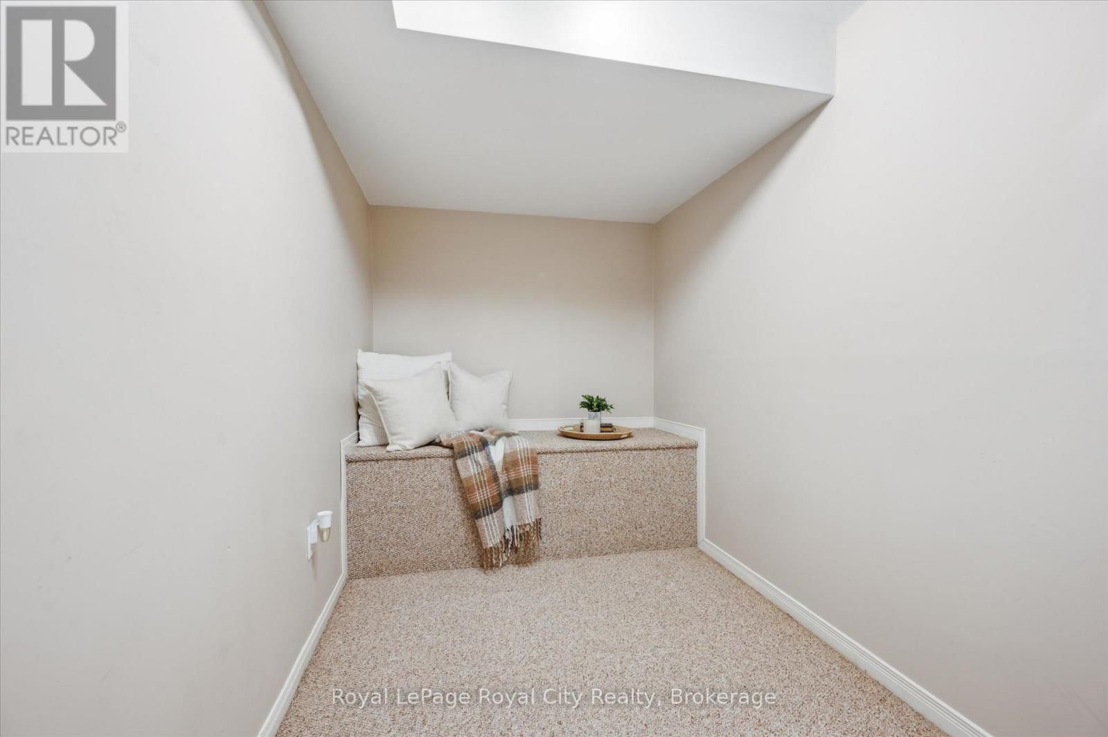 2 - 66 RODGERS ROAD Image 30