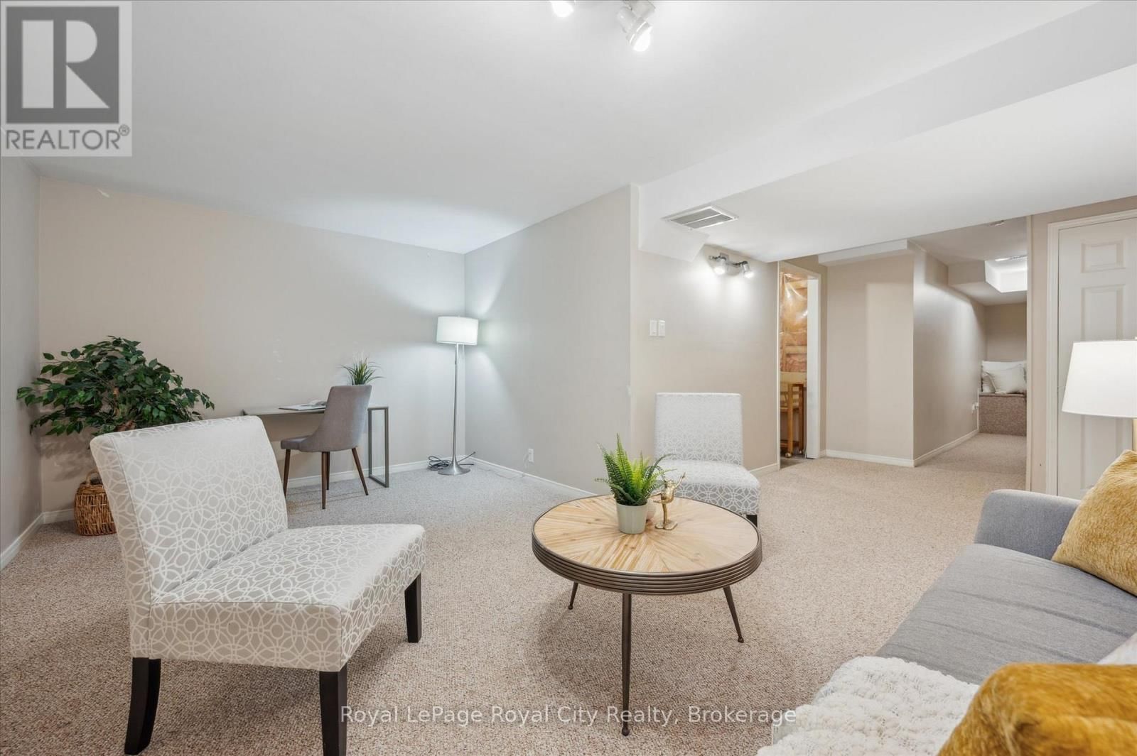 2 - 66 RODGERS ROAD Image 8