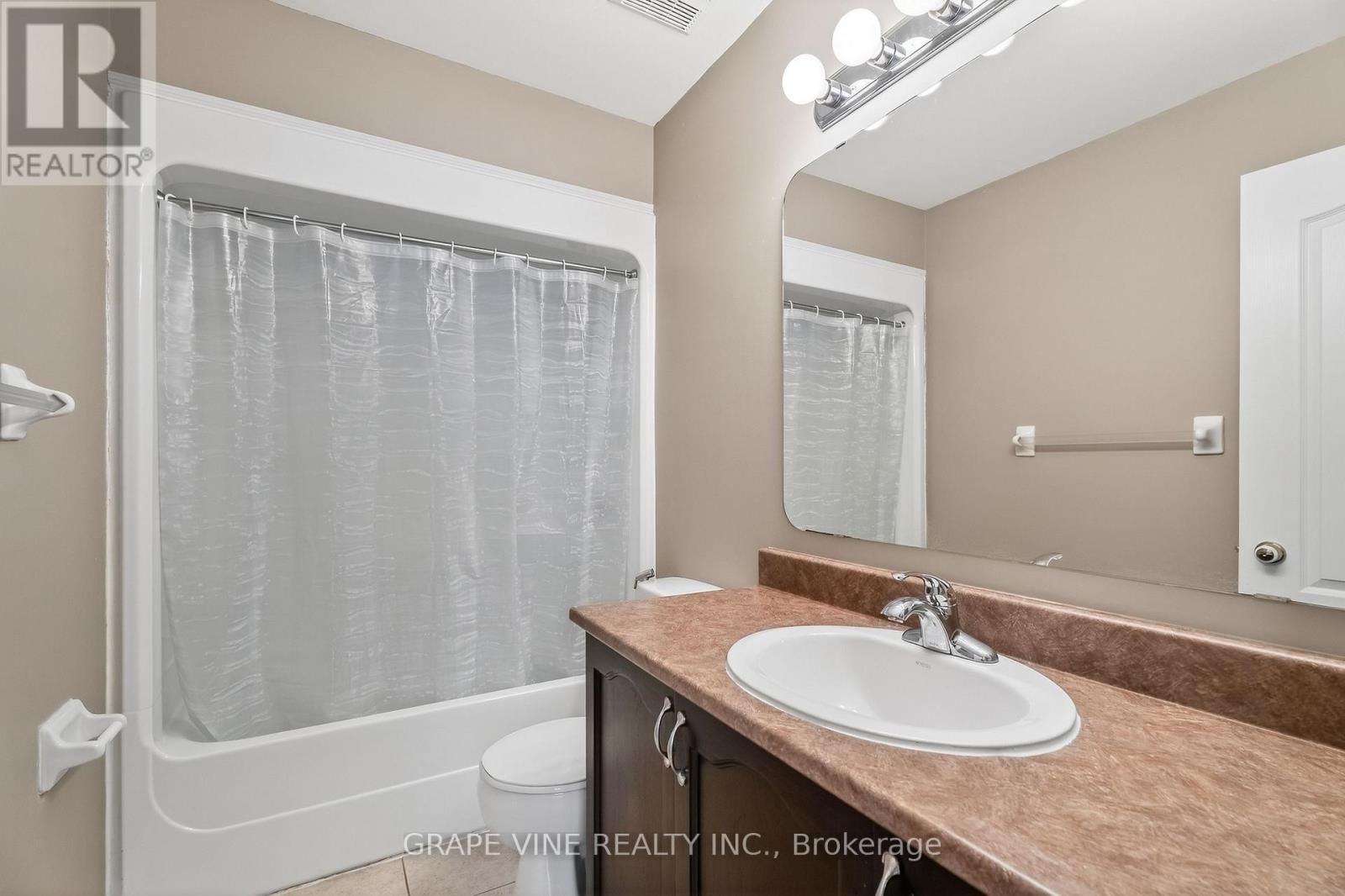 103 ROWALLEN PLACE Image 35