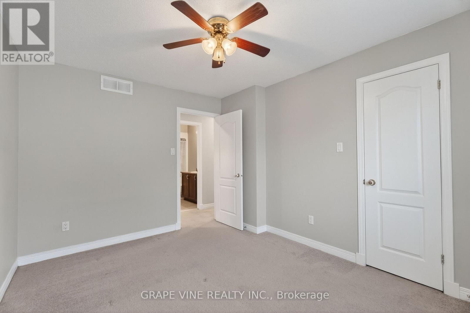 103 ROWALLEN PLACE Image 38